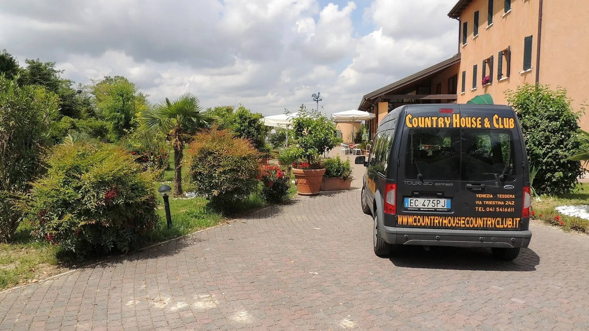 Country House Country Club Noghera 0*,